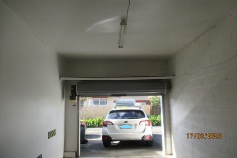 Photo of property in 2/133 Pigeon Mountain Road, Half Moon Bay, Auckland, 2012