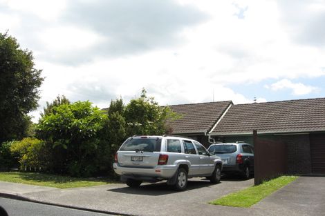 Photo of property in 2 Pinotage Place, Huapai, Kumeu, 0810