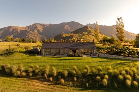 Photo of property in 5 Bloxham Lane, Lake Hayes, Queenstown, 9371