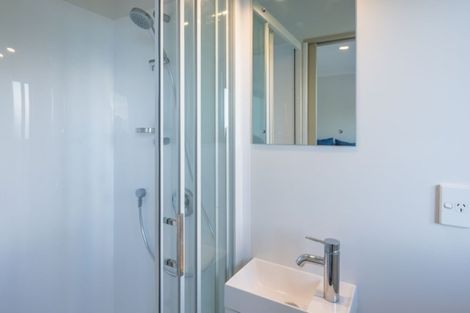 Photo of property in Onslow Heights, 17c Onslow Road, Khandallah, Wellington, 6035