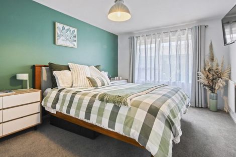 Photo of property in 2/140 Hay Street, Bromley, Christchurch, 8062