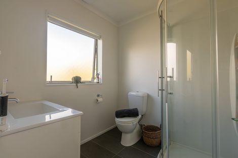 Photo of property in 120 Amesbury Drive, Churton Park, Wellington, 6037