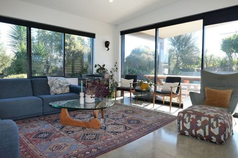 Photo of property in 3 Te Heke Place, Waikanae, 5036