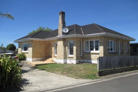 Photo of property in 15 Carey Street, Maeroa, Hamilton, 3200