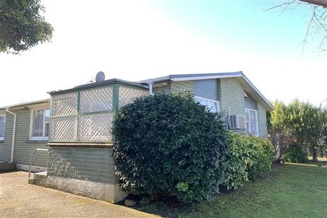 Photo of property in 2/97 Clouston Park Road, Clouston Park, Upper Hutt, 5018