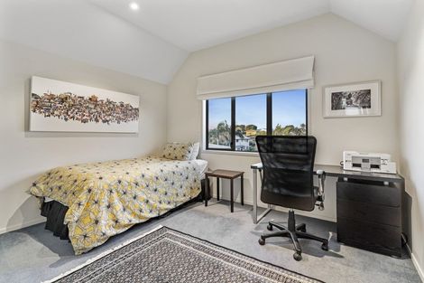 Photo of property in 50b Valley Road, Mount Maunganui, 3116