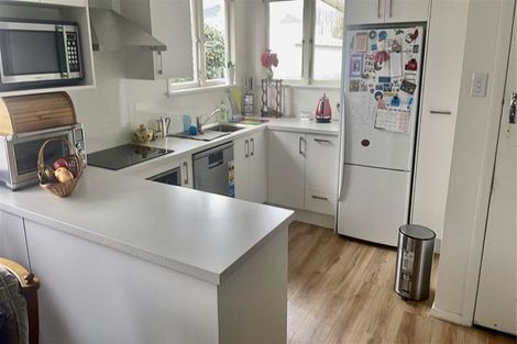 Photo of property in 50 Tennyson Crescent, Stoke, Nelson, 7011