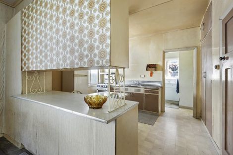 Photo of property in 32 The Parade, Island Bay, Wellington, 6023