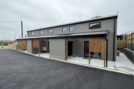 Photo of property in 1/12 Willis Street, Torbay, Auckland, 0630