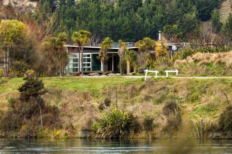 Photo of property in 10 Bridgewater Terrace, Albert Town, Wanaka, 9305