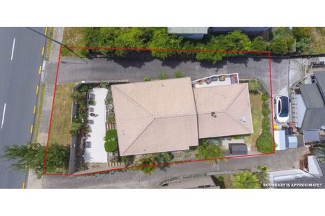 Photo of property in 1/272 Glamorgan Drive, Northcross, Auckland, 0630