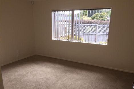 Photo of property in 39 Waimoko Glen, Swanson, Auckland, 0612