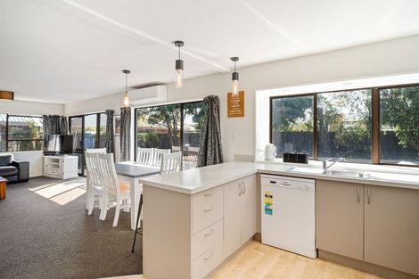 Photo of property in 1/54 Rookwood Avenue, New Brighton, Christchurch, 8083
