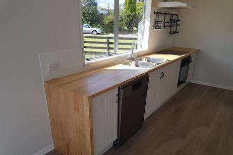 Photo of property in 129 Awaroa Road, Helensville, 0800