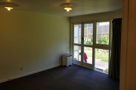 Photo of property in 2/7 Huapai Street, Onehunga, Auckland, 1061