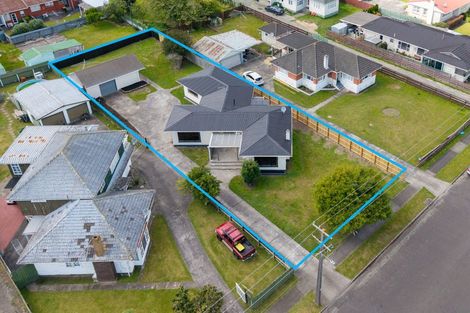 Photo of property in 158 Winchester Street, Levin, 5510