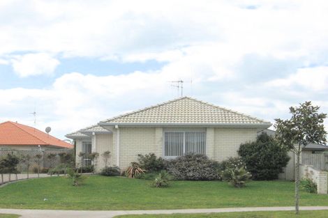 Photo of property in 49 Gravatt Road, Papamoa Beach, Papamoa, 3118