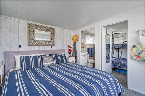 Photo of property in 154 Ngaio Drive, Matarangi, Whitianga, 3592