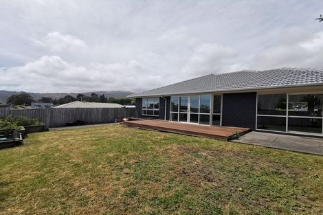 Photo of property in 5 Gilders Grove, Heathcote Valley, Christchurch, 8022