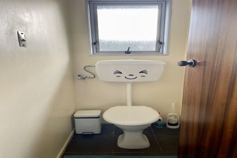 Photo of property in 1/47 Prince Regent Drive, Half Moon Bay, Auckland, 2012