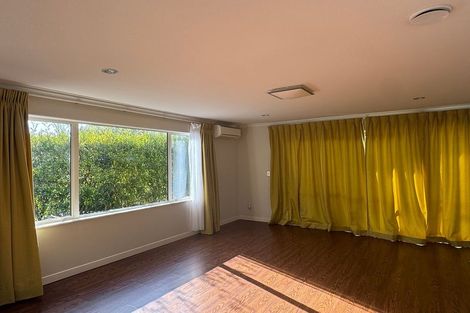 Photo of property in 37 Charles Dickens Drive, Mellons Bay, Auckland, 2014