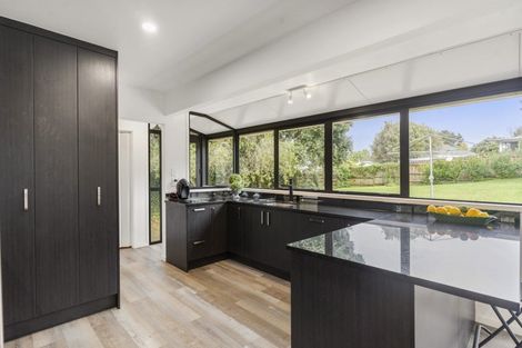 Photo of property in 28 Dreadon Road, Manurewa, Auckland, 2102