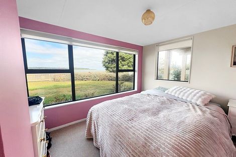 Photo of property in 11 Hartley Street, Foxton Beach, Foxton, 4815