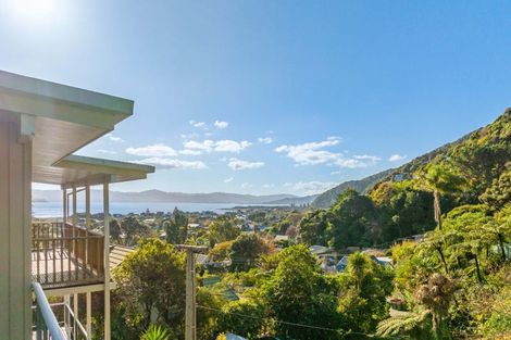 Photo of property in 42b Nikau Street, Eastbourne, Lower Hutt, 5013