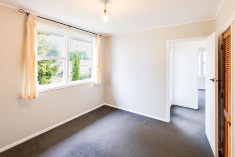 Photo of property in 2 Takahe Place, Tokoroa, 3420