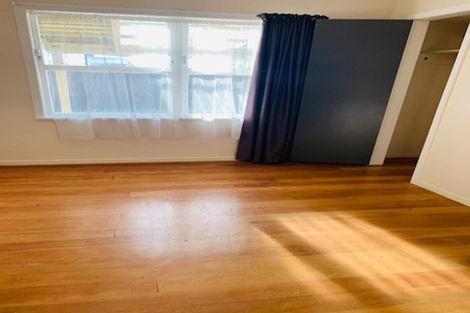 Photo of property in 14 Cargill Street, Papakura, 2110