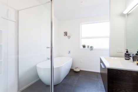 Photo of property in 103 Coast Boulevard, Papamoa Beach, Papamoa, 3118