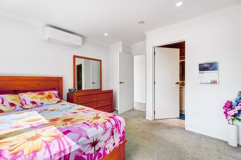 Photo of property in 74a Awaroa Road, Sunnyvale, Auckland, 0612