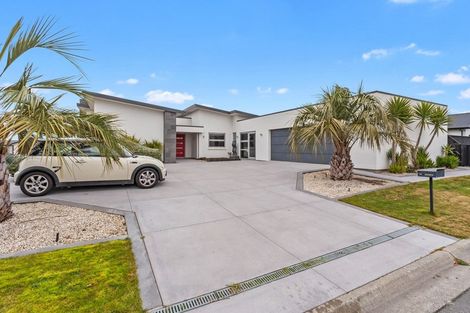 Photo of property in 1 Te Waihora Street, Pegasus, 7612