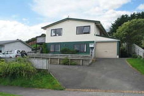 Photo of property in 8 The Bollard, Whitby, Porirua, 5024