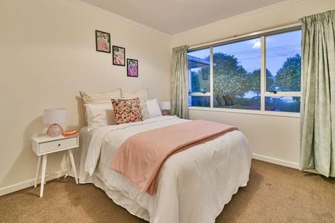 Photo of property in 103 Beaumonts Way, Manurewa, Auckland, 2102