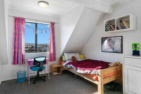 Photo of property in 11 Ward Place, Richmond Heights, Taupo, 3330