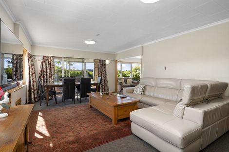 Photo of property in 22 Tiratu Road, Dannevirke, 4976