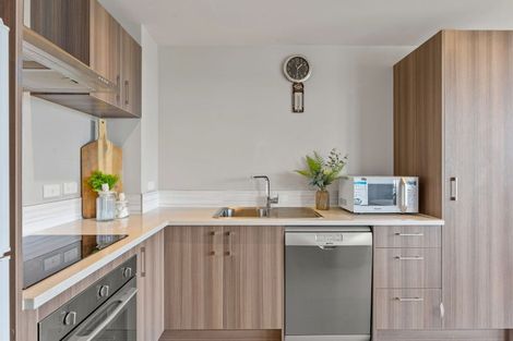 Photo of property in 403/1 Rose Garden Lane, Albany, Auckland, 0632