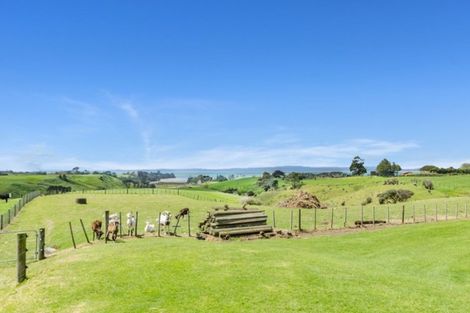 Photo of property in 3048 Awhitu Road, Awhitu, Waiuku, 2684