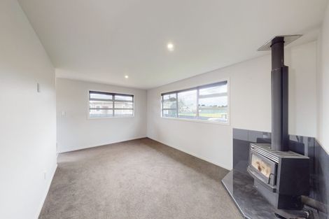 Photo of property in 5 Hood Street, Castlecliff, Whanganui, 4501