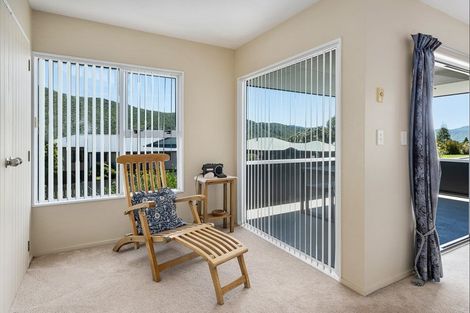 Photo of property in 102 Moana View Road, Waikawa, Picton, 7220