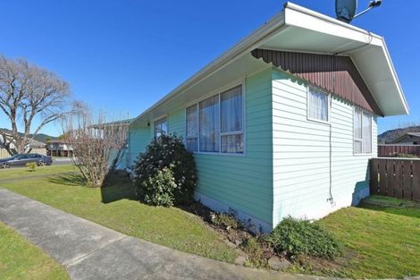 Photo of property in 20 Mcleod Street, Elderslea, Upper Hutt, 5018