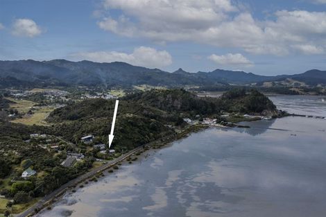 Photo of property in 1990 Long Bay Road, Coromandel, 3581