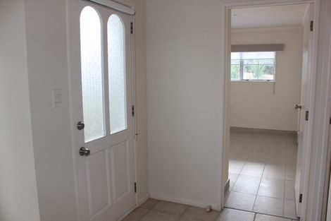 Photo of property in 2/95 Langana Avenue, Browns Bay, Auckland, 0630