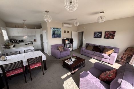 Photo of property in 2a Dawson Street, Berhampore, Wellington, 6023