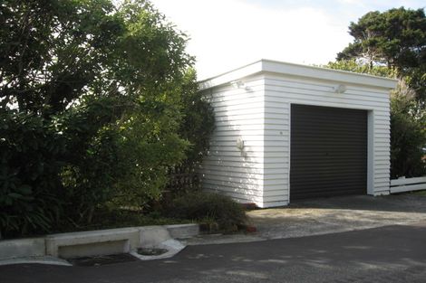 Photo of property in 11 Espin Crescent, Karori, Wellington, 6012