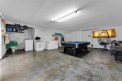 Photo of property in 81 Kayes Road, Pukekohe, 2120