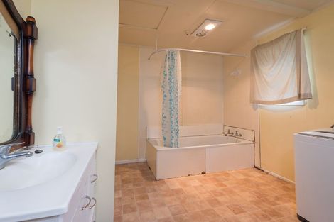 Photo of property in 184 Sunset Road, Mangakakahi, Rotorua, 3015