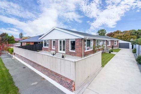 Photo of property in 15 Powell Crescent, Ilam, Christchurch, 8041