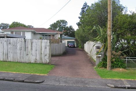 Photo of property in 15 Preston Avenue, Henderson, Auckland, 0610